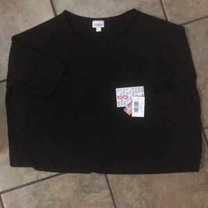 BNWT **SOLID BLACK** LuLaRoe Irma (S)